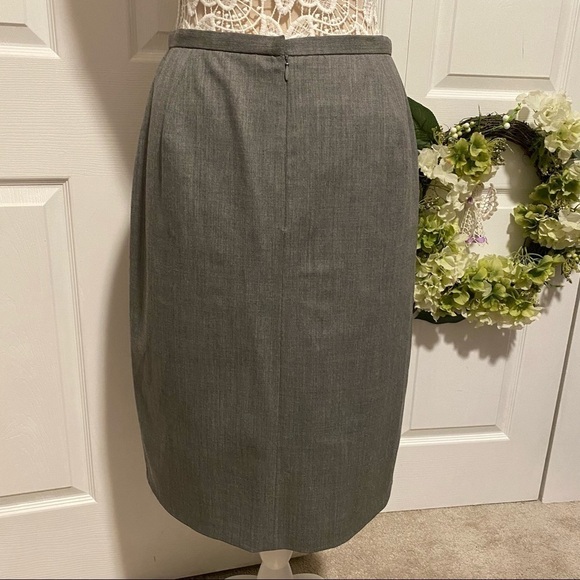 Lafayette 148 New York Kneelength Grey Midi Skirt Tulip Pleated Zip Closure 8 - Picture 4 of 6
